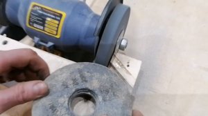 Как убрать биение камня на наждаке, несколько вариантов. Как выровнять профиль камня.