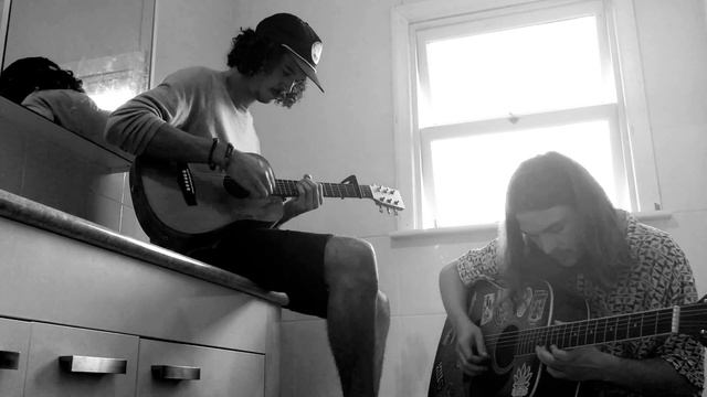 SILKY FUZZ - HOLD ME DOWN (Acoustic) смотреть онлайн