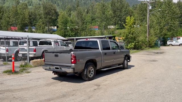 2006 Chevrolet Silverado 1500 Pickup Truck смотреть онлайн