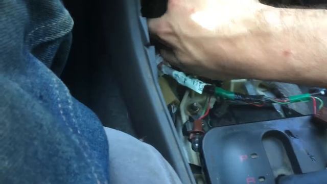How to remove an ECU: Mazda 626 смотреть онлайн