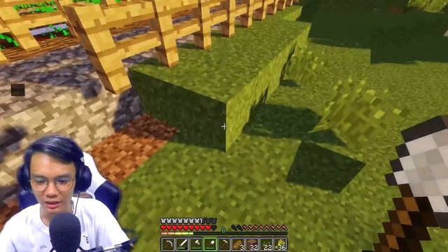 Minecraft (Survival) Part 7 - SOMEONE JOINED THE GAME! смотреть онлайн