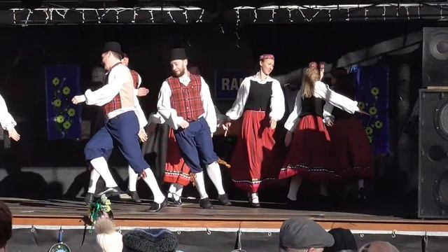 Маарду. Масленица. Ансамбль народного танца" Lee". смотреть онлайн