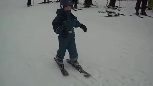 Учимся ходить на лыжах смотреть онлайн