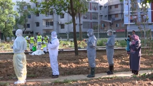 Coronavirus in Bangladesh: Dead Buried in Dhaka Graveyard смотреть онлайн