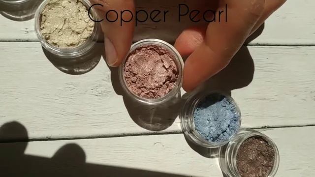 Тени Sweetscents Earth-tones Taupe, Copper Pearl, Aloha Iridescent, Blue Pearl, Beachside Iridescen смотреть онлайн