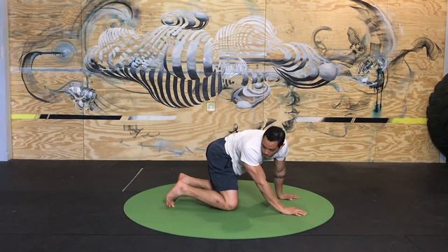 MOVE BETTER & FEEL AMAZING 15-minute Mindful Mobility Practice смотреть онлайн