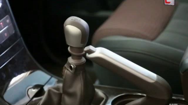 Salon automobile d'Alger 2014 Mahindra смотреть онлайн