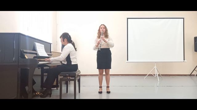ДШИ г. Ершов. Фролова Алина. К.Стамиц. Концерт №3 B - dur II, III части смотреть онлайн