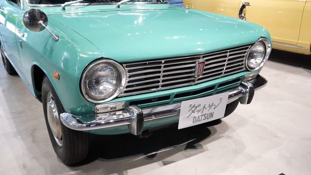 ( 4K ) Datsun Sunny 1000 Deluxe 1966 B10 смотреть онлайн