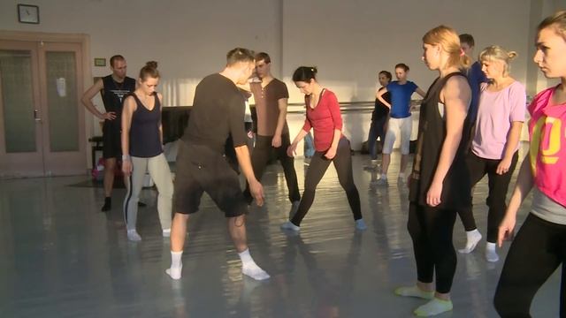 №196-724 Объяснение нюансов четвертой позиции. Александр Гурвич, Екатеринбург смотреть онлайн