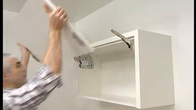 Aventos HK монтаж, настройка и регулировка смотреть онлайн