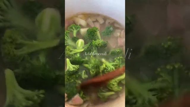 Creamy Spinach And Broccoli Soup (accidentally Vegan)