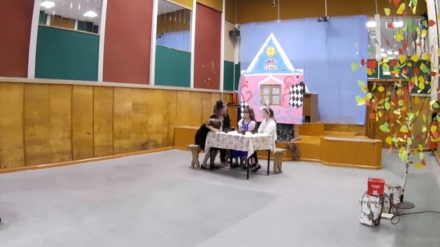 Мюзикл "Алиса в стране танец и чудес" смотреть онлайн