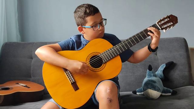 Behind Blue Eyes - Limp Bizkit - played by Kryspin Wrona ( classical guitar ) Krasnystaw смотреть онлайн