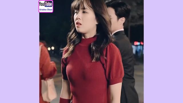 She Try To Run Away But He Try To Chase Her/Ep1 смотреть онлайн