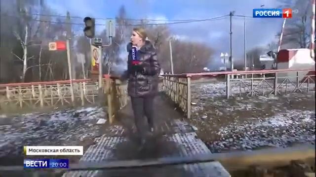 Из деревни Федурново в школу едут дети смотреть онлайн