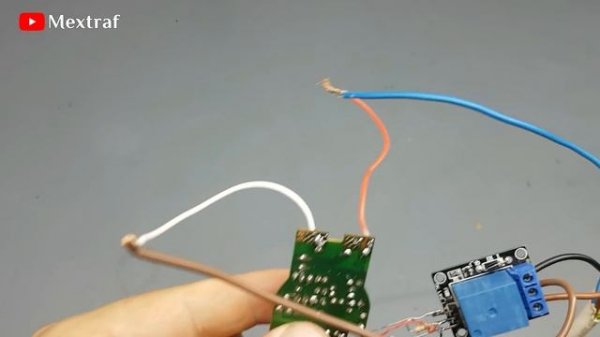 Amazing innovation , how to Converting a house window from manual to automatic opening and closing