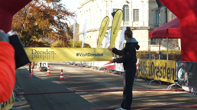 Trotz Corona, Bestzeiten und Formtest der Elite beim Invitational Run Dresden | Larasch Einblicke смотреть онлайн
