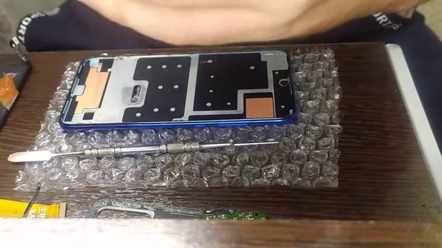 Разбор,замена дисплея honor 10i, 10 lite смотреть онлайн