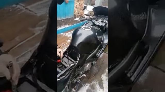 KAWASAKI ZZR 400, запуск после зимы смотреть онлайн