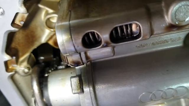 Audi A5 (8T3) 2.0 TFSI CDNC engine Oil Pump Removal смотреть онлайн
