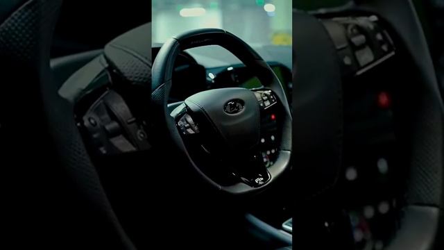 Лада Веста на 1.000.000 #Shorts смотреть онлайн