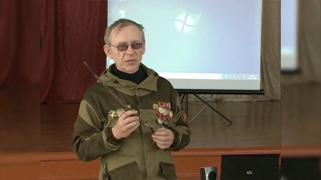 "Продлёнка" по истории (О чем молчат - и говорят - предметы из траншей) смотреть онлайн