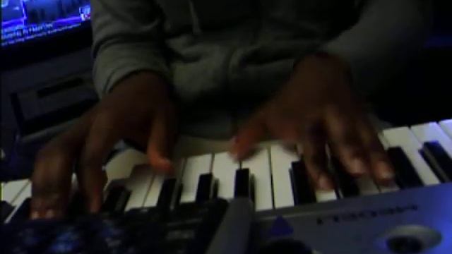 crunk4christpro plays "Parent Me" by Json ft. J.R. on the keyboard смотреть онлайн
