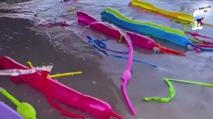 Смотрим как машина разрушает детские игрушки