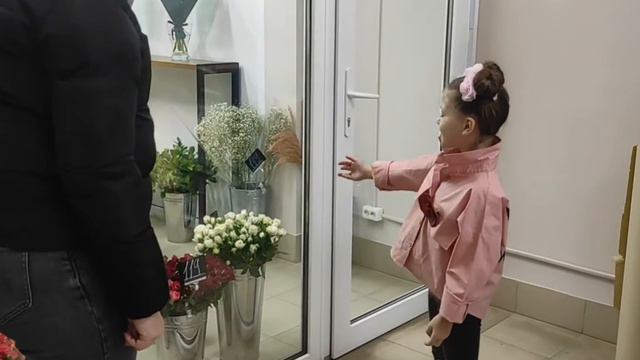 Играем в магазин цветов. Я - флорист. Участник № 11 смотреть онлайн