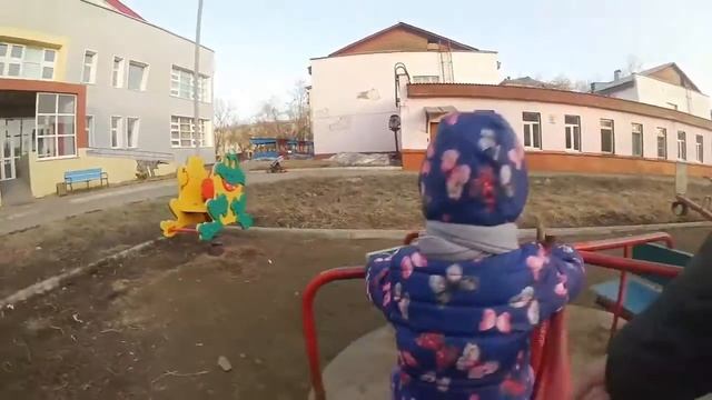 Влог: Наш садик / Поделки на Пасху / мама в кадре :) смотреть онлайн