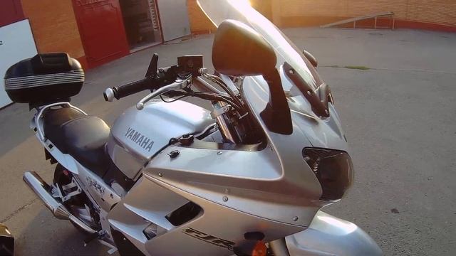 МОТОБАЗА.№ 1812 Yamaha FJR 1300 2001 год. WWW.MOTOBAZA.BIZ смотреть онлайн