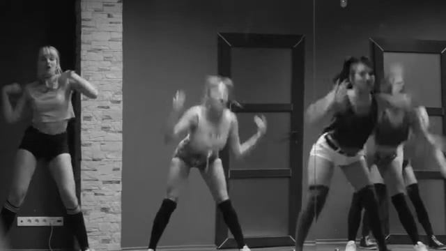 DANCEHALL/ школа танца "Shake It"/ Cherkassy/ choreo by Snezhana Karpenko смотреть онлайн