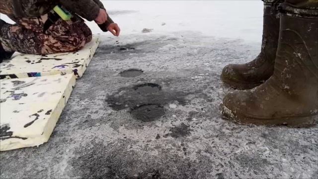 Первый лед 2020-2021! Рыбалка на Абаканской протоке!!! Вчерте города! Красноярск! смотреть онлайн