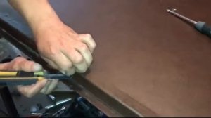 Замена обивки двери