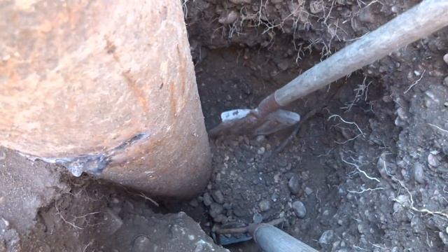 Удачное приспособление для вытаскивания грунта из узких и глубоких ям смотреть онлайн