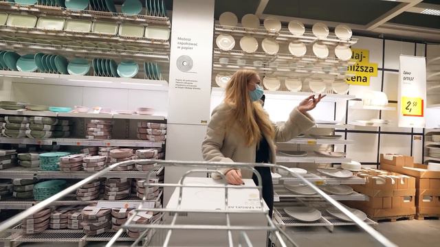 WIELKA PRZEPROWADZKA DO DOMU GENZIE! смотреть онлайн