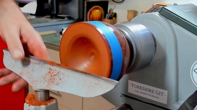 Friday Night Live - Mystery Special Guest Earworm: Who Could It Be смотреть онлайн