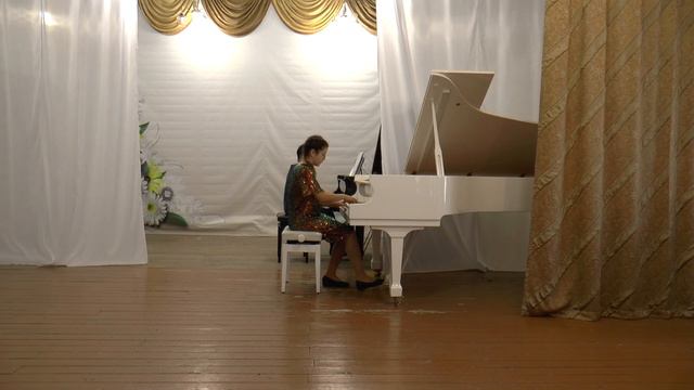 Таева Софья, Моцарт Концерт для фортепиано с оркестром 2 си бемоль мажор, ч.3 смотреть онлайн