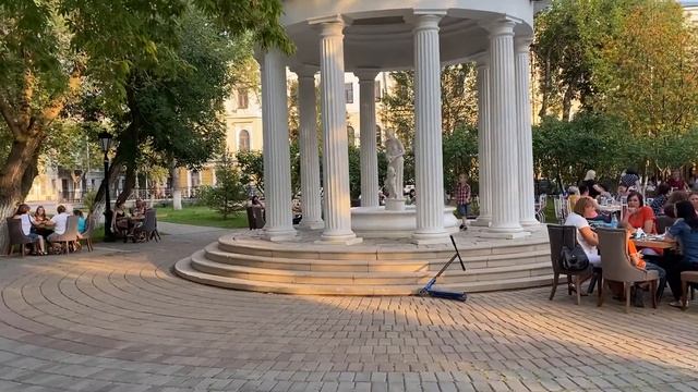 Этот загадочный МОСТ соединяет 2 части СВЕТА / Топ 13 мест в ЦЕНТРе ОРЕНБУРГА// Прогулка с детьми смотреть онлайн