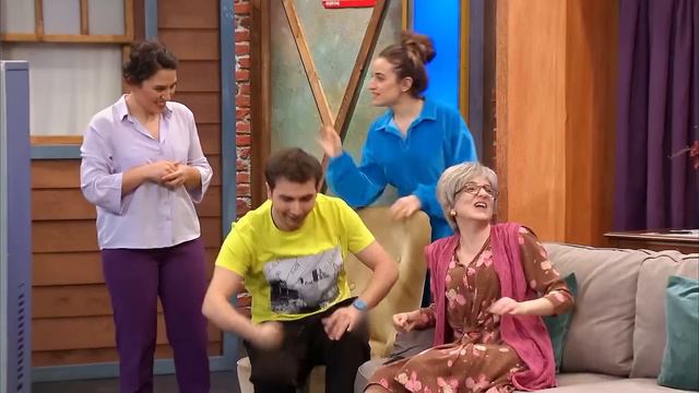 Ölüme 10 Kala (73.Bölüm) - Çok Güzel Hareketler 2 смотреть онлайн