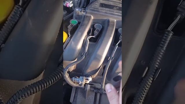 ЗАМЕНА ДАТЧИКА АБСОЛЮТНОГО ДАВЛЕНИЯ НА ВПУСКНОЙ КОЛЛЕКТОР РЕНО ЛОГАН