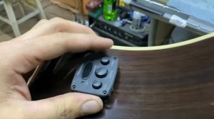 Врезка звукоснимателя в акустическую гитару