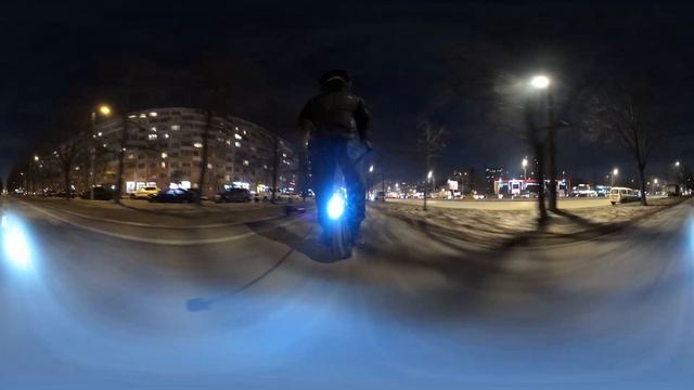 Видео 360. VR. "Велосипедист от Бога" или кому не следует вставать на Моноколесо! Я так думаю! смотреть онлайн