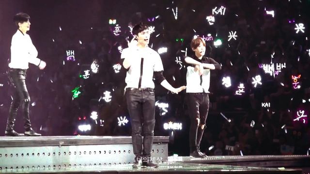 [LIVE] EXO「Don't Go (나비소녀)」Special Edit. from EXO PLANET＃2 -The EXO’luXion- смотреть онлайн