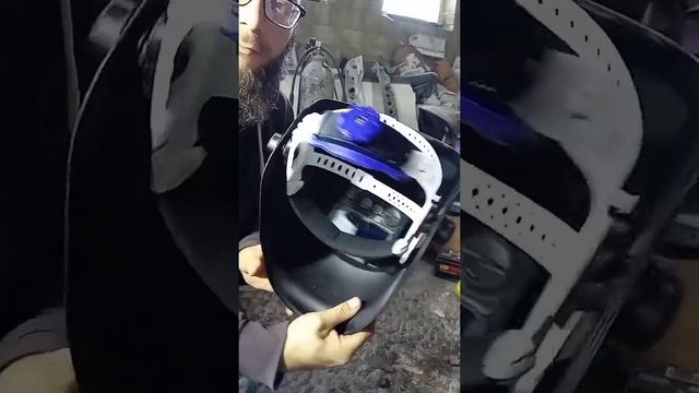 сварочная маска он Tesla 10-801N смотреть онлайн