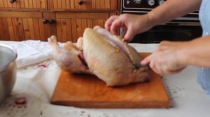 Разделка бройлеров  быстро и чётко  в домашних условиях.