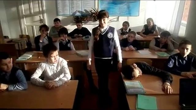 Новогодние поздравление от 6"Б" класса) смотреть онлайн