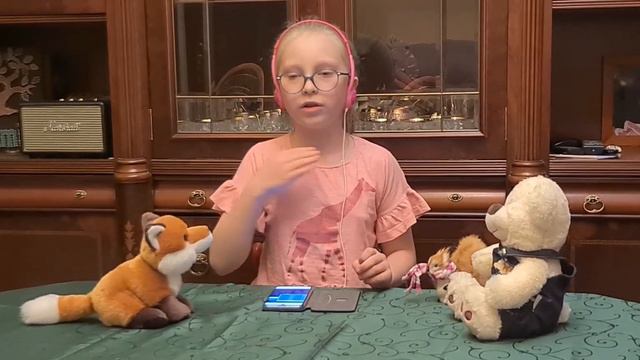 Текст "Funny honey" 😁🍯 смотреть онлайн