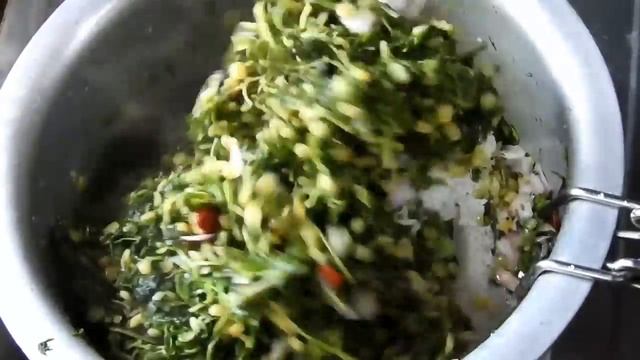 ಸೂಪರ್ ಬಸ್ಸಾರು ಮತ್ತು ಸೊಪ್ಪಿನ ಪಲ್ಯ | Bassaru with Soppina Palya Recipe in Kannada | Rekha Aduge смотреть онлайн